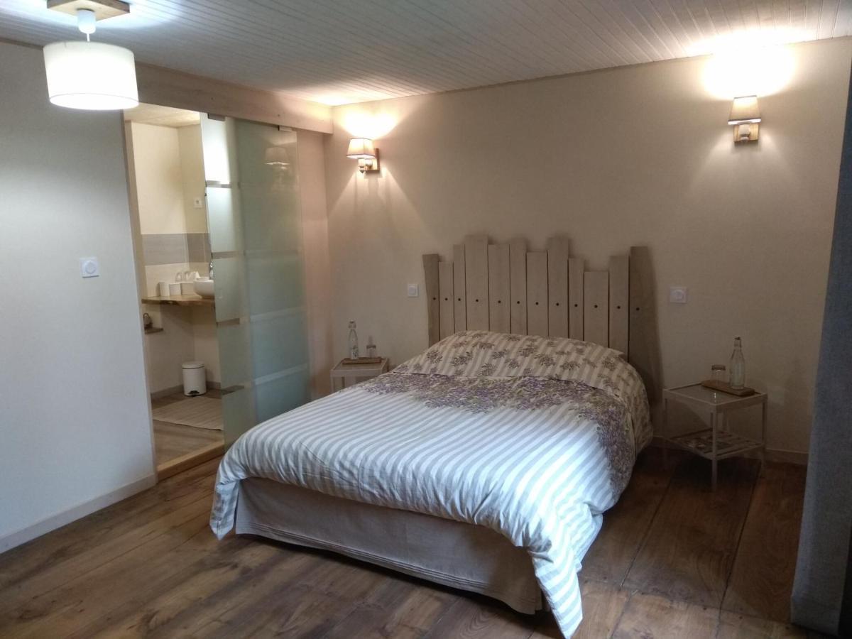 La Ferme Les Mamours La Bastide-l'Eveque Exterior foto