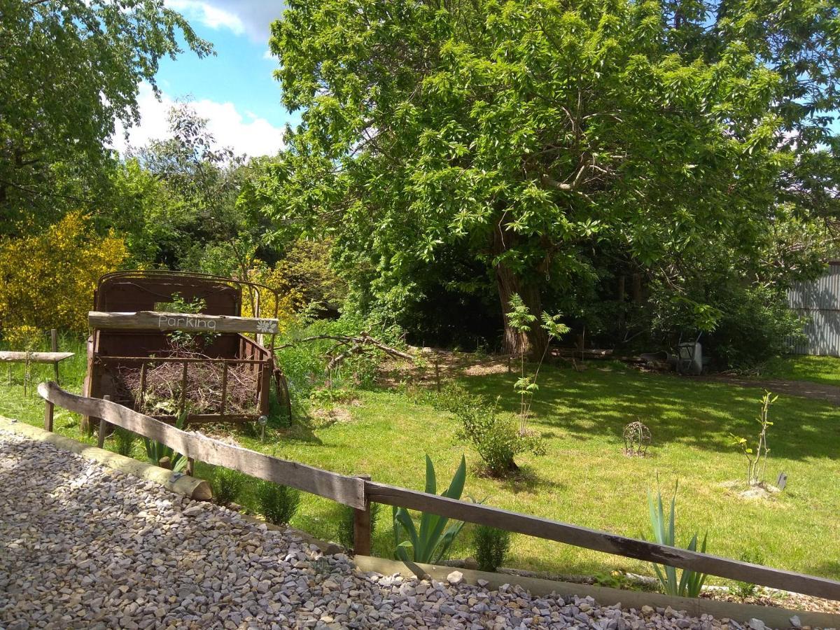 La Ferme Les Mamours La Bastide-l'Eveque Exterior foto